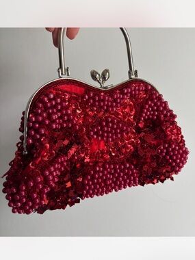 Vintage beaded clutch / mini purse